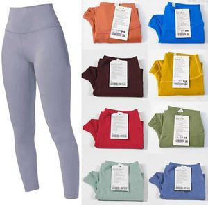 Ll 2024 yoga lu hizalanma tozlukları kadın şort kırpılmış pantolon kıyafetleri bayan spor yoga bayan pantolonlar egzersiz fitness giyim kızları tayt salonu slim fit 6612ess