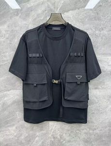 Techwear T Shirts Function Cargo Tops Men Streetwear Prad Hip Hop Tactical T shirt Vest Fake Two Piece Ninja Darkwear Tee Shirt