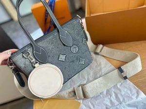Lüks omuz çanta tasarımcıları çanta tote çanta kadın çanta bayanlar tasarımcı işlemeli geniş omuz askısı alışveriş çantası bayan debriyaj çantası tote çanta cüzdan
