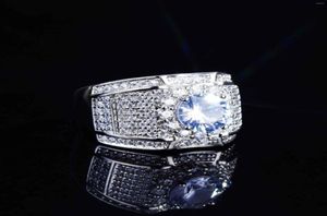 Klusterringar äkta 18k guldförlovningsring för män lyx full asfalterad diamant 1 8 k elegant enkla kvinnliga smycken mens5445949