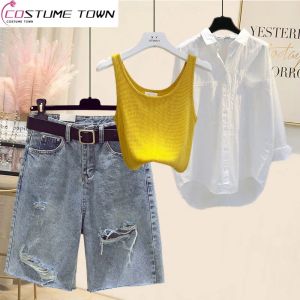 Sets Spring and Summer Terno feminino 2023 New Westernstyle Tank Top Top Slim e Versátil Shorts Denim Definir Threepiece Set