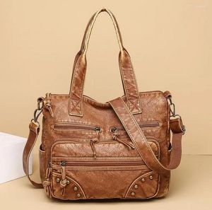 イブニングバッグ2024デザイナー女性ハンドバッグPUレザーソフトトート大容量茶色のショルダーバッグ品質クロスボディ財布