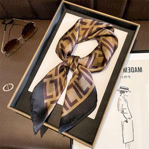 70x70cm女性デザイナーヘッドスカーフスカーフのスカーフのスカーフプリントフラワー模倣シルクスカーフヘッドバンドスクエアネックスカーフパリfmhn