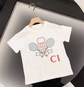 T-shirt Baby Designer Kid T-shirt Estate Ragazze Ragazzi Moda Tees Bambini Bambini Casual Lettere Stampate T-shirt 7 colori 240306