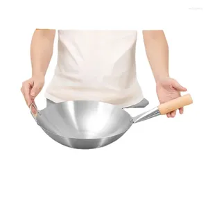 Pannor Hållbart rostfritt stål Wok Borstat Polished Beech Anti-SCALD Handle Kökskokare för gasspisar Portable Chef Cooking Pot