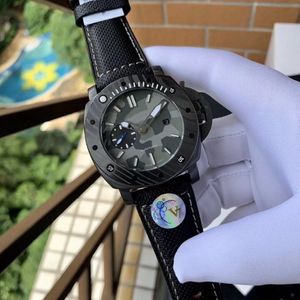 Super 131 Montre de Luxe Sapphire Glass 47mm 16mm Movematic Movement Satrap Silicone Strap مع 316 Cynsal Steel Case257H