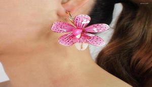 Stud Trendy Metal Stora blommorörhängen för kvinnor Skal Multicolor Statement Big Earring Jewelry Whole UKMoc9235047