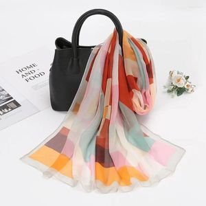 Mäns västar Summer Chiffon Scarf For Women Colored Plaid Patchwork Sunscreen Scarves Soft Thin Foulard Viscose Autumn Female Wrap Shawls