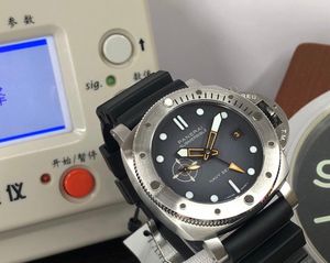 Luxusuhren Herren-Armbanduhr mit AutomatikaufzugUhren Automatikaufzug SPORT VERSION Serie Herren QGTB