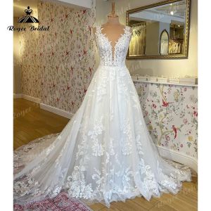 Klänningar 2023 PULGING LACE APPLIKES Brudbröllopsklänning med V Neck Court Train Wedding Gown Women Custom Made Vestidos de Novia