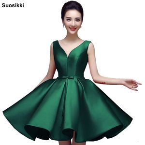 Suosikki Sexy Short Cocktail Dresses Bridal Banquet Wine Red stain Backless Party Formal Dress Homecoming Robe De Soiree 240227