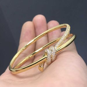 Sıcak Tiffay Bilezik Düğümü Diamond V Altın Moda Tasarımı İle Yeni Ürün Gelişmiş Kişilik Kelebek Halat Sarılmış TLTF