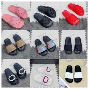 Free Shipping Kids slippers Cut out Rubber Sandals boys girls Holes Hollow out slides Beach Pool Floral Summer shoes Platform Flats Little children Flip Flops Slider