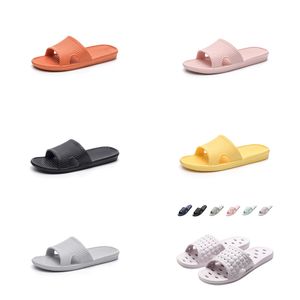 Gai Sandals الرجال والنساء طوال الصيف الأزواج الداخليين يأخذون الاستحمام في الحمام 3226303