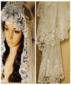 Luxurious Lace Appliques Edge Pattern of Beaded Sequin Embroidery Cathedral Wedding Veil 3M Long Bridal Wedding Head Veil Cheap We9622577