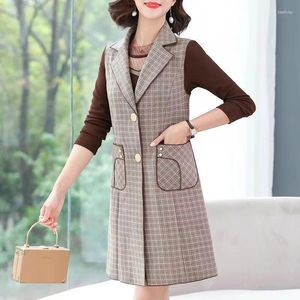 Kvinnors västar Spring Autumn Plaid Woolen Vest Coat 5xl ärmlös Slim Mother Outwear Single-Button Female Long Casual Waistcoat Tops