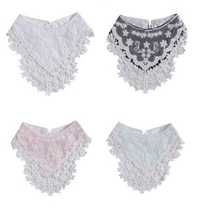 1pcs Lovely Infant Baby Girls Lace Triangular Tassel Bandana Saliva Dripping Bib Scarf Toddler e Infant Saliva Towel5740075