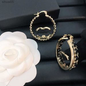 Stud Designer Hoop Earrings Love Correct Letter Ear Classic Design Earrings Wholesale Summer travel 240306