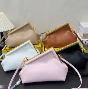 Tasarımcı omuz çantası moda çapraz vücut haberci çantaları Lüks kadın el çantaları üst bayan sıfır cüzdan kutu ile