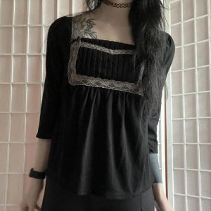 T-Shirts Kawaii Coquette Grunge Tshirt Lace Trim Square Collar Half Sleeve Milkmaid Tees 00s Retro Y2K Aesthetic Tie Up Waist Crop Tops