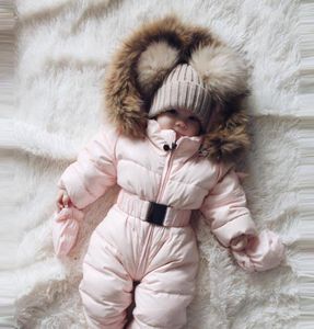 Winterkleidung Säuglingsbaby-Schneeanzug Junge Mädchen Strampler Jacke Kapuzenoverall Warmer dicker Mantel Outfit Vetement Neues Mädchen hiver9716643