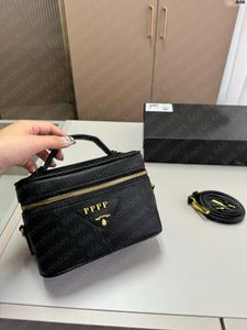 Lady Cosmetic Bags Mode Make -up -Tasche Frauen Designer Handtasche Reise Beutel Damenbaus für hochwertige Organisationstation Tasche Größe 18*9*12 cm