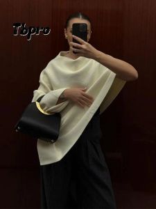 Pullovers Asymmetric Knitted Cloak Sweater For Women Fashion Short Sleeve Warm Loose Jumpers 2023 Elegant Autumn Lady Casual Pullovers Top