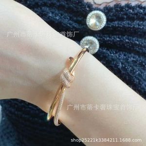 High Edition Seiko Knot Series Armband Female Gold Materialstar Samma enkla och generösa twist rep 7uw6