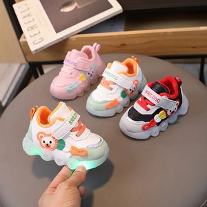 Childrens Led Sneakers Boys Winter Plus Warm Lighted Shoes Girls Nonslip Luminous Footwear Soft Bottom Kids Casual 240223