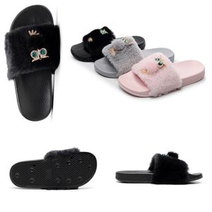 GAI Novo estilo Designer Sandálias Itália Chinelos Paris Borracha Slides Sandálias Floral Brocado Homens Chinelo Flat Bottoms Flip Flops Mulheres Moda Listrada Praia