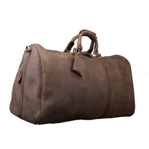 デザイナーラグジュアリーバッグ2023新しい卸売大容量本物のレザートラベルバッグバッグジム屋外男性