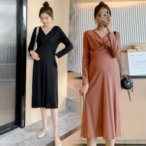 Klänningar 9190# 2021 våren koreansk mode moderskap lång fest klänning v hals smal en linje lösa modala kläder för gravida kvinnor graviditet