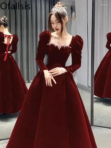 Casual Dresses Ofallsis Square Neck Beaded Puff Sleeve Pregnant Cocktail Dress 2024 Autumn Bride's Red Long Sleeved High End Evening