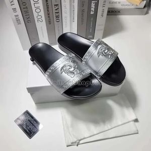 Top New Designer Chinelos Novos Clássicos de Moda Palazzo Sandália Casual Sapato Mule Mens Womens Sandale Sliders Metal Slipper Verão Plataforma Plana Slide Atacado 541