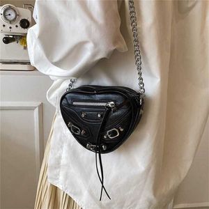 70 ٪ منفذ المصنع قبالة قاطرة القلب للمرأة مع شبكة شخصية صغيرة سلسلة Crossbody للبيع