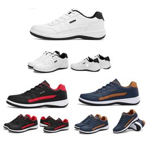 Scarpe sportive casual da uomo nuove estive Scarpe da corsa traspiranti leggere in pelle alla moda Scarpe da tavola grandi per uomo non-silp 43