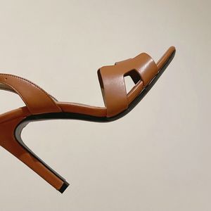 Classici spalline della moda estiva in pelle tacchi alti sottili da 10,5 cm Sandals sexy sandals da donna scarpe da donna