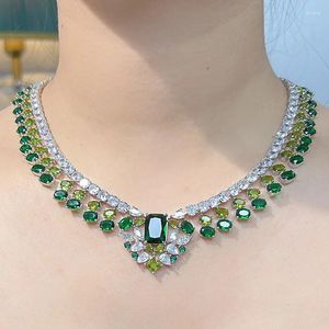 Hänghalsband högkvalitativa smycken damer utsökta grönt bröllop halsband europeiska bankettpartiets jubileum Tillbehör