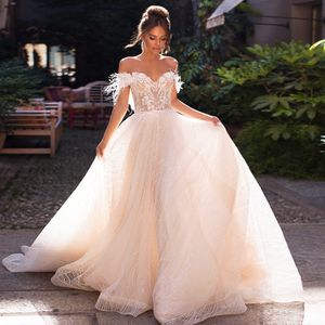 Uniquisite laço a linha vestido de casamento frisado bordado rendas fora do ombro mangas penas champanhe cor vestidos de noiva pode ser personalizado