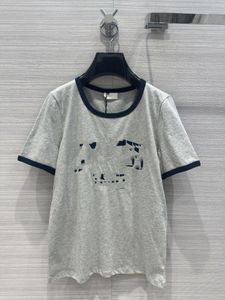 ブランド同じスタイルの女性のTシャツ2024新しい春夏oネック半袖ファッションミラノ滑走路Tシャツデザイナートップ0307-11