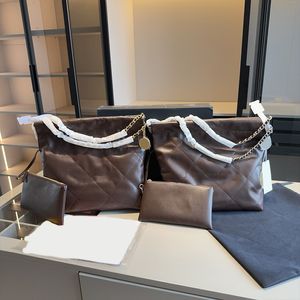 Designerväskor CC Tote Bag Handväska Högkvalitativ axelväska Lyxiga Totes Öppen kedja Drawstring Soft Leather Clutch Bag Multiplikationer Silver eller guldväskor