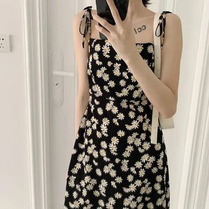 Lässige Kleider Sommer Blumenkleid Frauen koreanische modische schwarze Mini Slip Cottagecore süßer Strandfeiertag Sunddress Chic Harajuku Streetwear