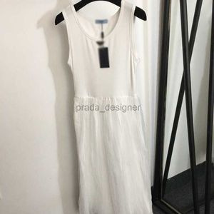 Vestidos de grife para mulheres vestido de verão 24SS PPDAS Nova primavera / verão casual carta triângulo decorativo malha fluida emendada sem mangas regata vestido