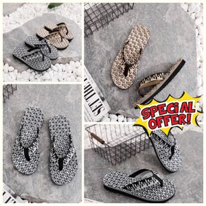 2024 고품질 Gai Womens Sandals Mens 슬리퍼 패션 플로럴 슬리퍼 고무 아파트 샌들 여름 해변 신발 저가 크기 39-45