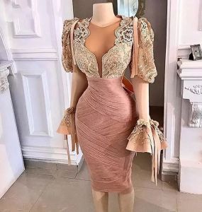 Kleines weißes Kleid mit langen Ärmeln, durchsichtig, O-Ausschnitt, afrikanische Frauen, Party, Abschlussball, Nacht, Herbst, Berühmtheit, Dubai, Rose, rosa Spitze, Cocktail-Abendkleid