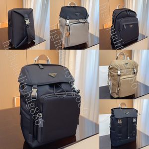 Nova mochila de designer de alta qualidade masculina e feminina mochila de moda Mochila Moda Puxar alça fecho Esmalte triângulo logotipo flip botão Abertura e fechamento Bolsa escolar