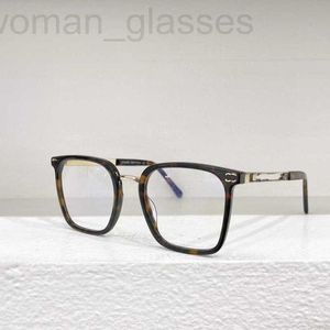 Designer di occhiali da sole Il 24 gennaio, la nuova rete Tiktok di Xiangjia è diventata popolare in Giappone e Corea del Sud, la versatile montatura per occhiali da donna con montatura semplice CH5831 IYG0