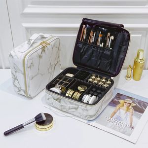 Beauty Brush Makeup Bag Travel Women Cosmetic Case Big Capacity Make Up Box Nödvändiga verktyg Lagring Vattentät 240227