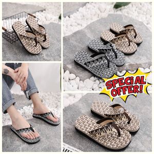 2024 Gai Sandals Mens Slippers Fashion Floral Slipper Rubber Flats Sandals Summer Beach Shoes