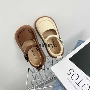 Sandals Girls ضحلة أحذية جلدية الفم 2023 Autumn Edition Childrens Shoes Baotou Princess Shoes Soft Top و Soft Bottom Han Fansen Seriesh240307